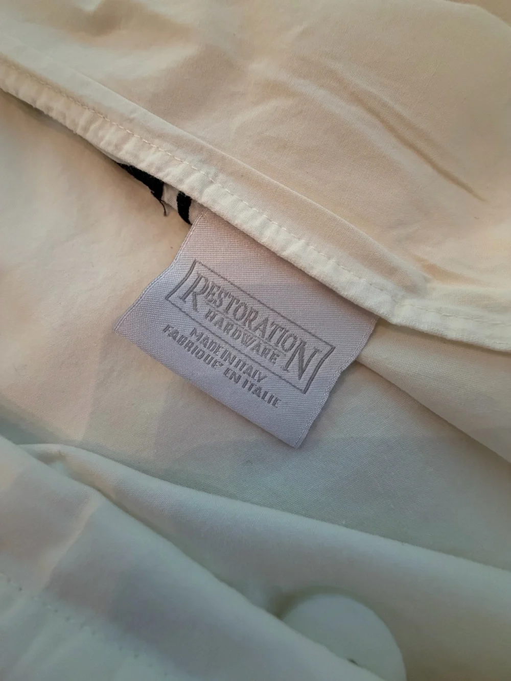 Restoration Hardware GUC Full Size White Duvet Cover with Navy Double-Line Borde